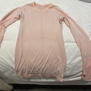 Lululemon swiftly tech long sleeve